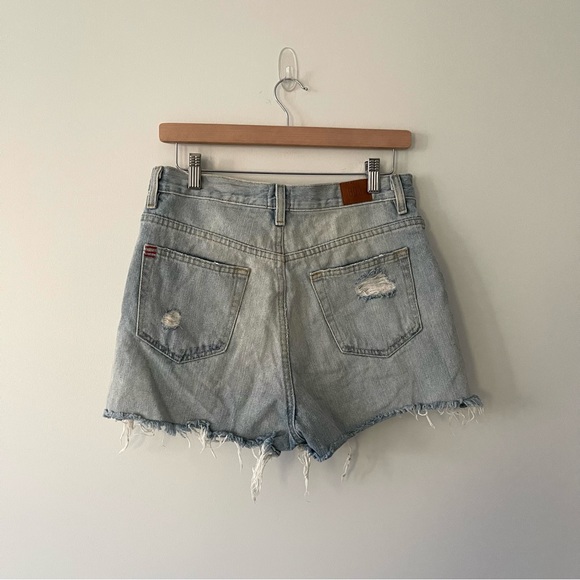 Urban Outfitters BDG Girlfriend High Rise Shorts Size 28 - Picture 6 of 7